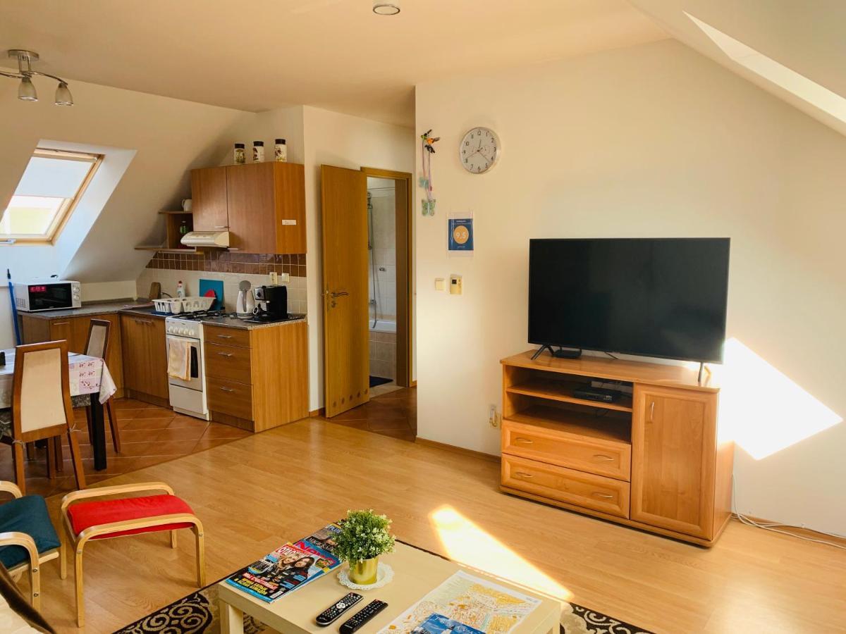 Apartment Biely Kostol Buitenkant foto