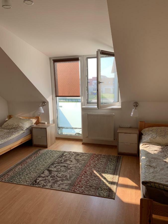 Apartment Biely Kostol Buitenkant foto